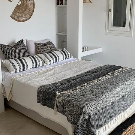 Holiday home Kato Spiti, An Idyllic Retreat, Mykonos *